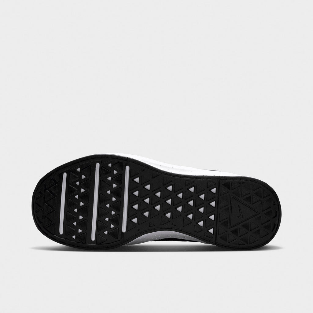Men's Nike MC Trainer 4 Training Shoes - Black/White - view 6