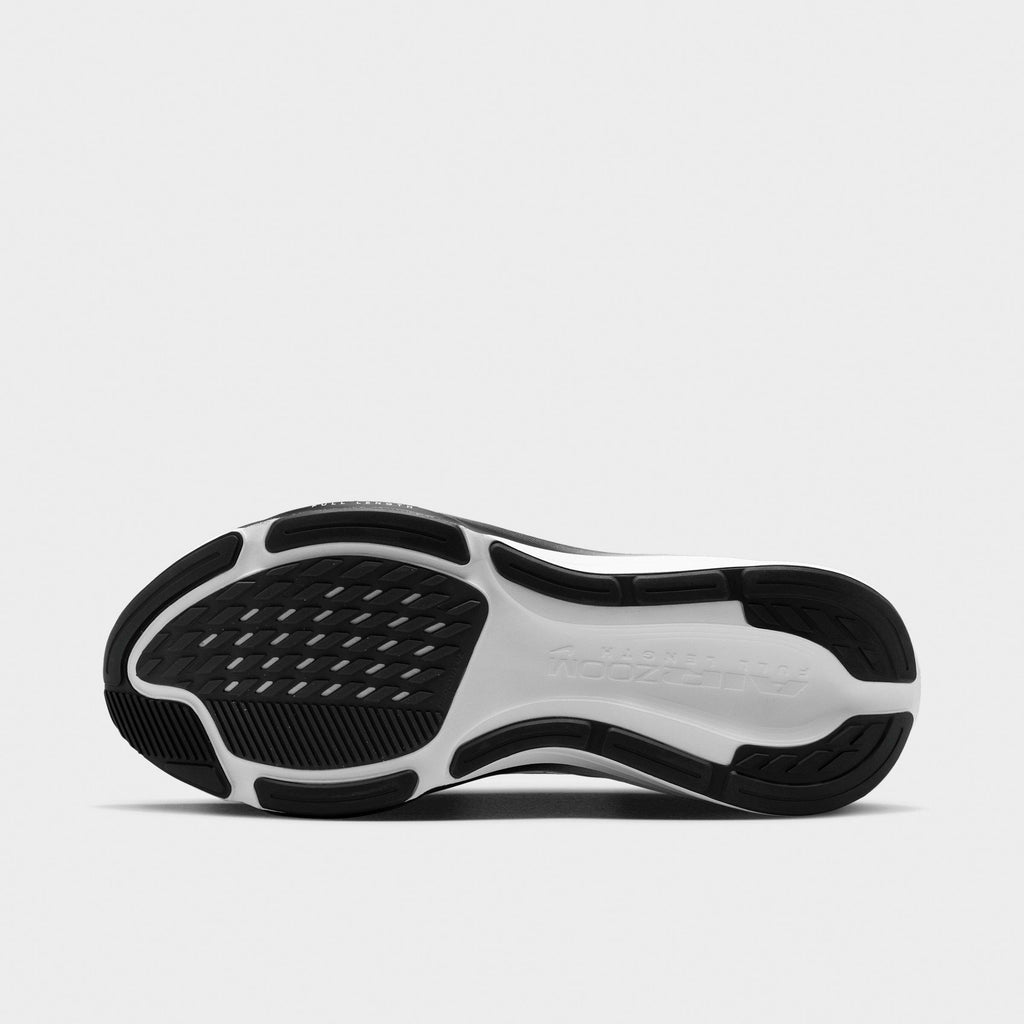 Men's Nike Pegasus 42 EasyOn Running Shoes - Black/Dark Smoke Grey/White - view 6
