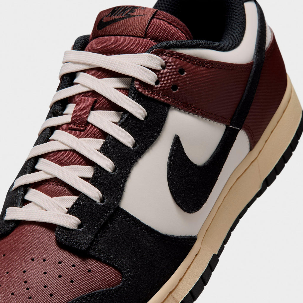 Men's Nike Dunk Low Retro Casual Shoes - Bronze Eclipse/Pale Ivory/Pale Vanilla/Black - view 3