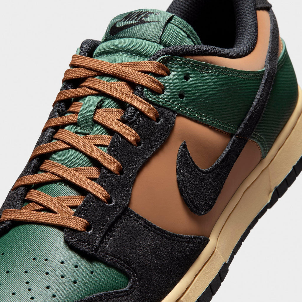 Men's Nike Dunk Low Retro Casual Shoes - Fir/Light British Tan/Sesame/Black - view 3