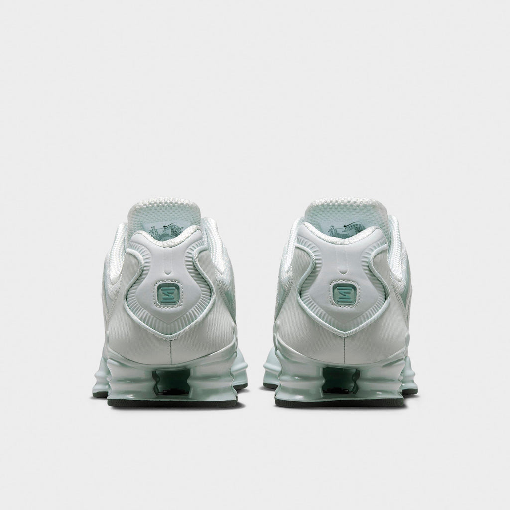 Men's Nike Shox TL Casual Shoes - Light Silver/Newsprint/Light Silver - view 4