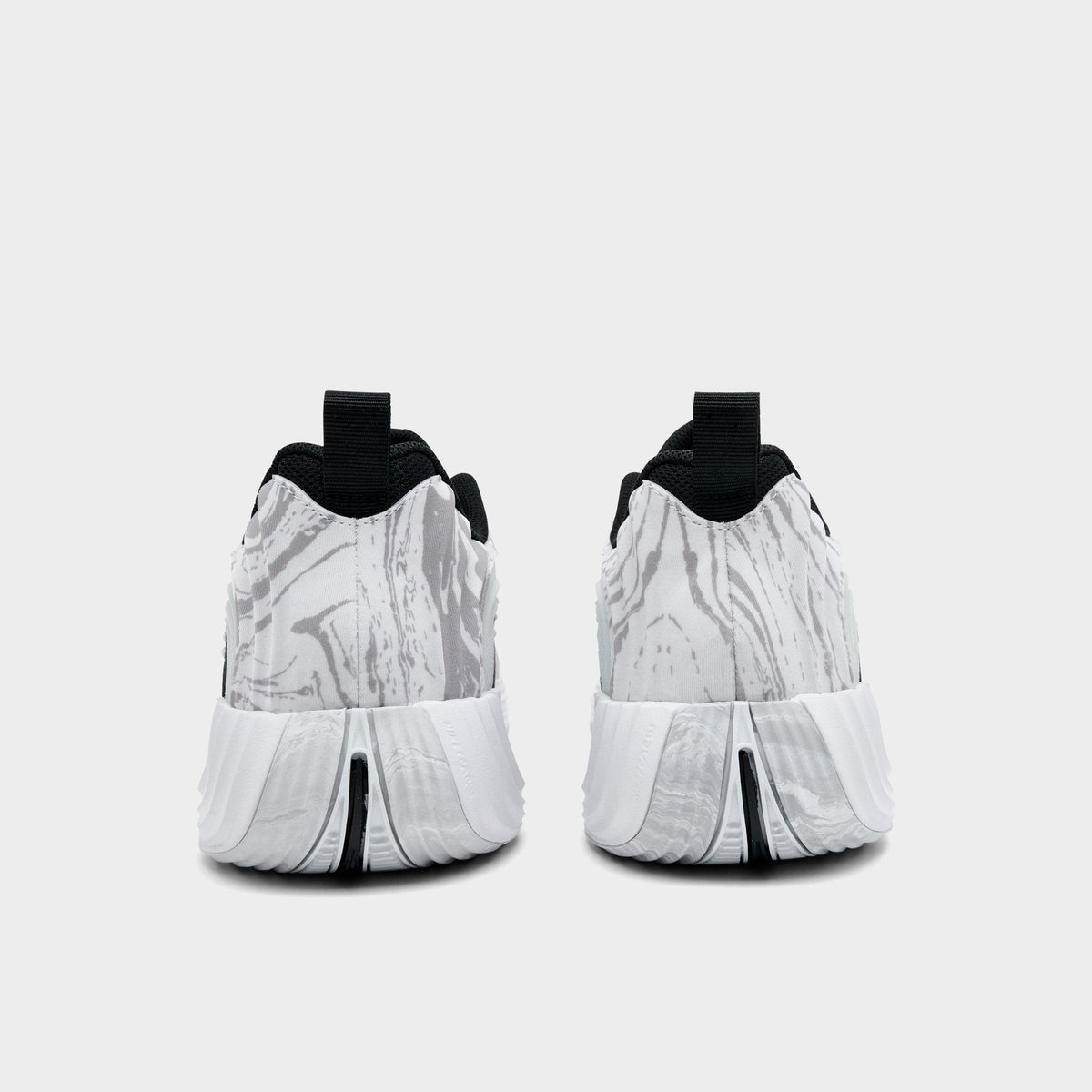 Men's Nike Giannis Immortality 5 Basketball Shoes - White/Off White/Light Smoke Grey/Metallic Silver - view 4