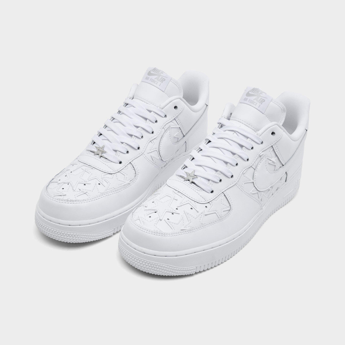 Men's Nike Air Force 1 '07 Low LE Stars Casual Shoes - White/White/Metallic Silver - view 2