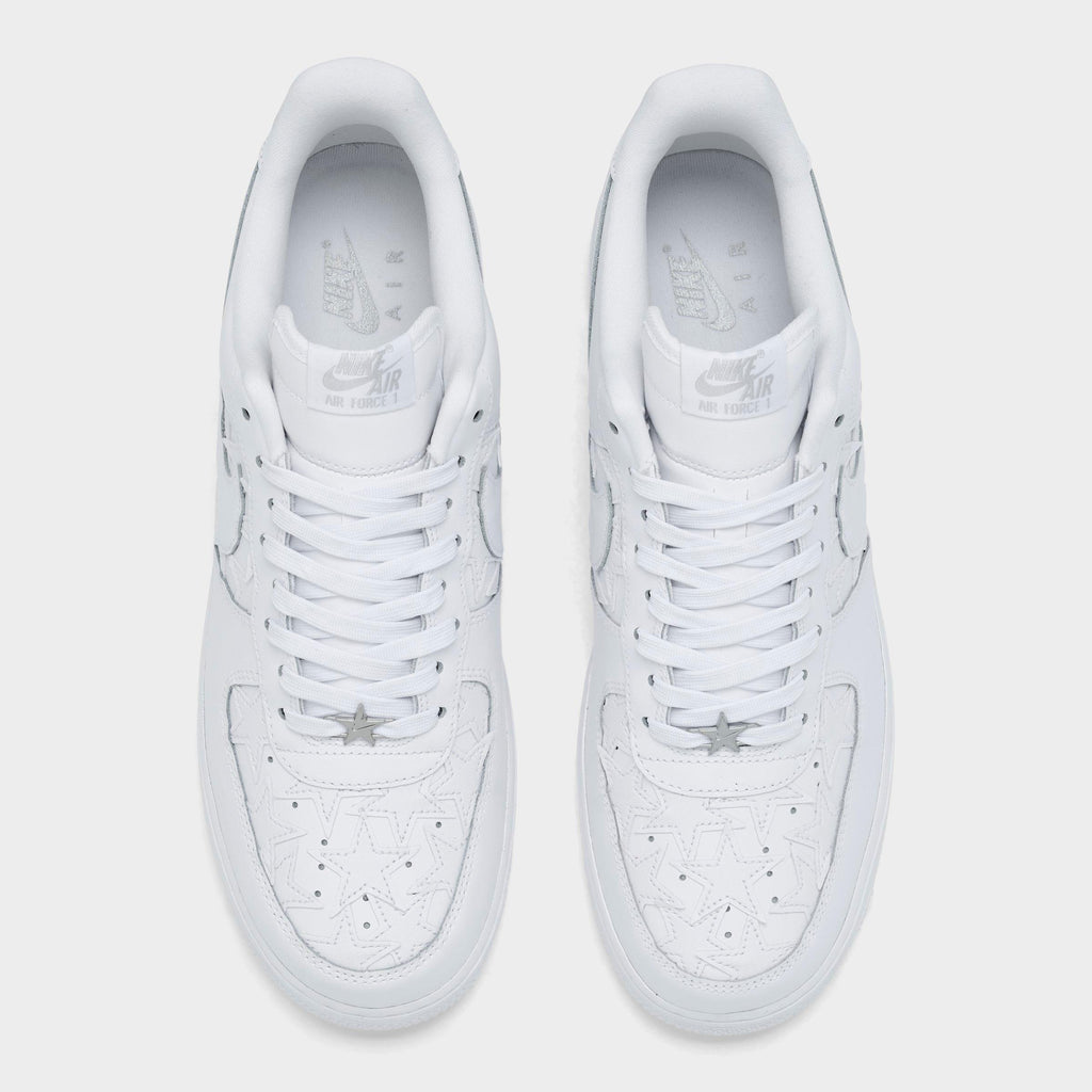 Men's Nike Air Force 1 '07 Low LE Stars Casual Shoes - White/White/Metallic Silver - view 5