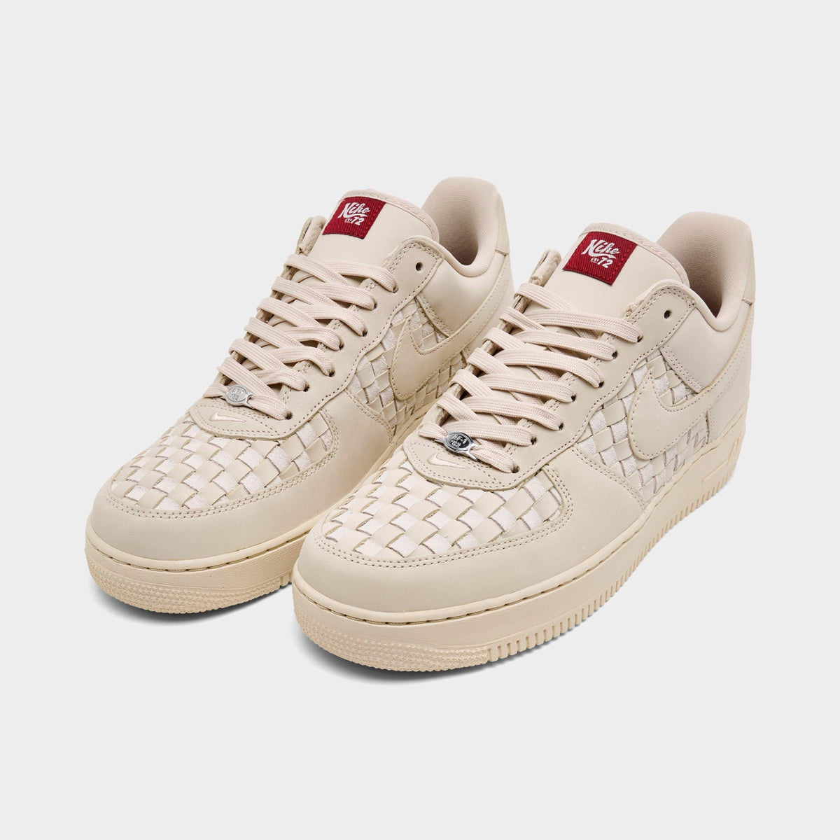 Men's Nike Air Force 1 Low Retro Premium Casual Shoes - Sand Drift/Pale Ivory/Sail/Sand Drift - view 2
