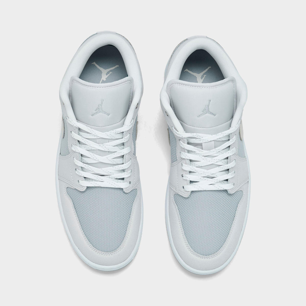 Men's Air Jordan Retro 1 Low SE Casual Shoes - Off White/Soft Pearl/Light Smoke Grey - view 5