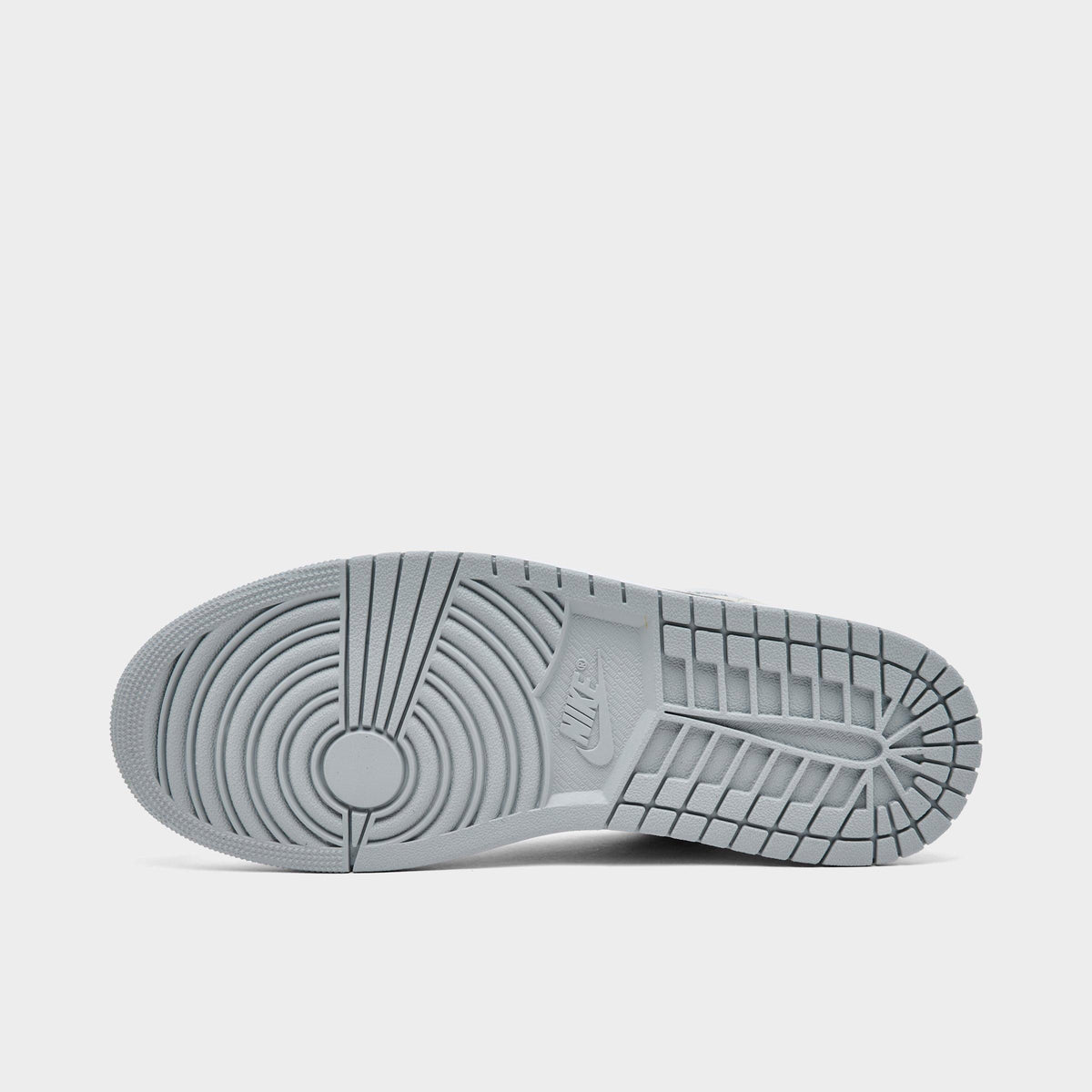 Men's Air Jordan Retro 1 Low SE Casual Shoes - Off White/Soft Pearl/Light Smoke Grey - view 6