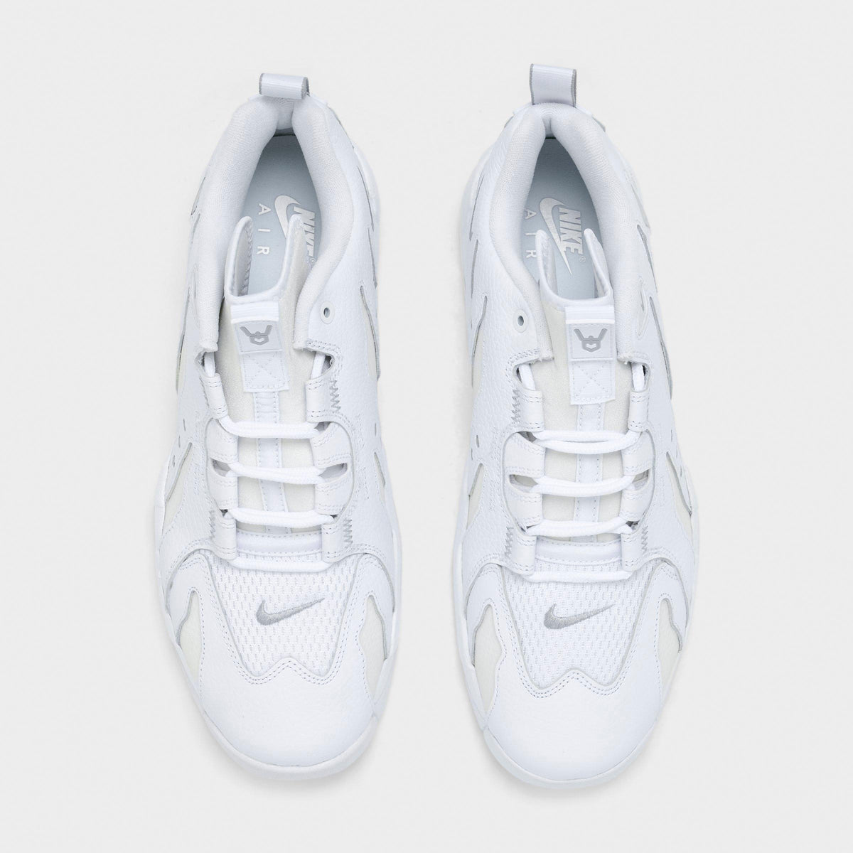 Men's Nike Air DT Max '96 Low Casual Shoes - White/Metallic Silver/White/Light Smoke Grey - view 5