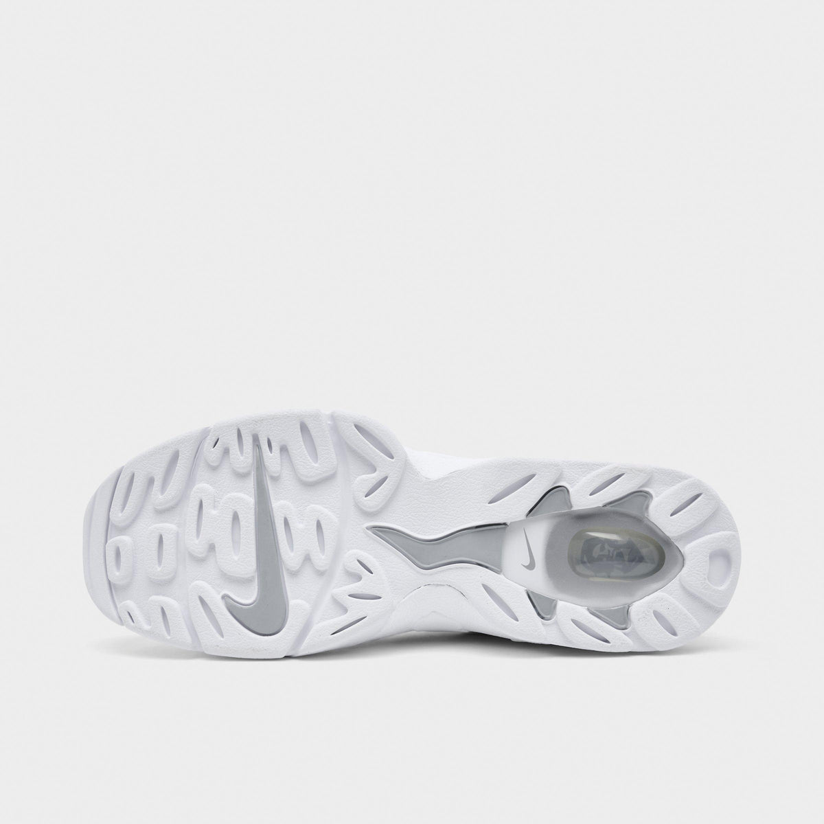 Men's Nike Air DT Max '96 Low Casual Shoes - White/Metallic Silver/White/Light Smoke Grey - view 6