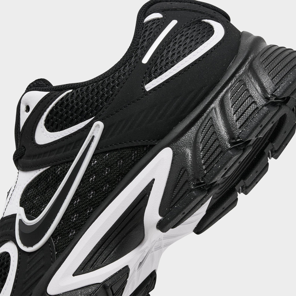 Men's Nike V5 RNR Casual Shoes - Black/Black/White - view 3
