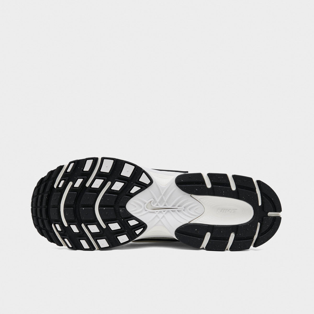 Men's Nike V5 RNR Casual Shoes - Sail/Sail/Black/Vast Grey - view 6
