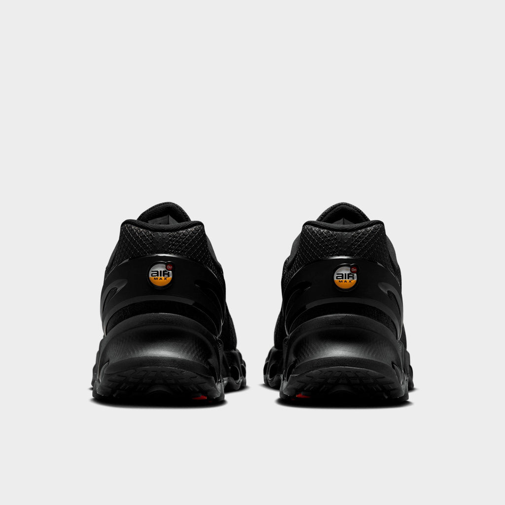 Men's Nike Air Max Dn8 Casual Shoes - Black/Black - view 4