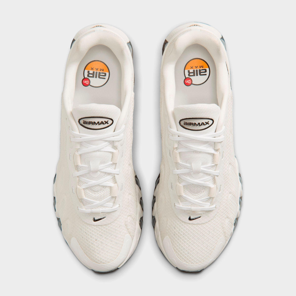 Men's Nike Air Max Dn8 Casual Shoes - Summit White/Black - view 5
