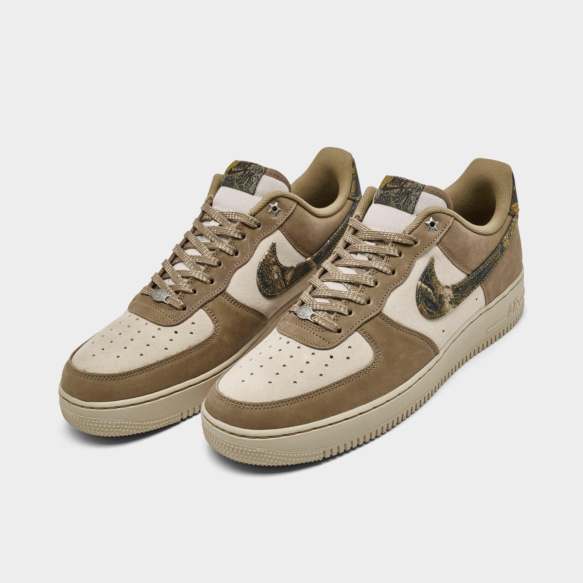 Men's Nike Air Force 1 Low Realtree Suede Casual Shoes - Rattan/Rocky Tan/Seal Brown/Multi-Color - view 2