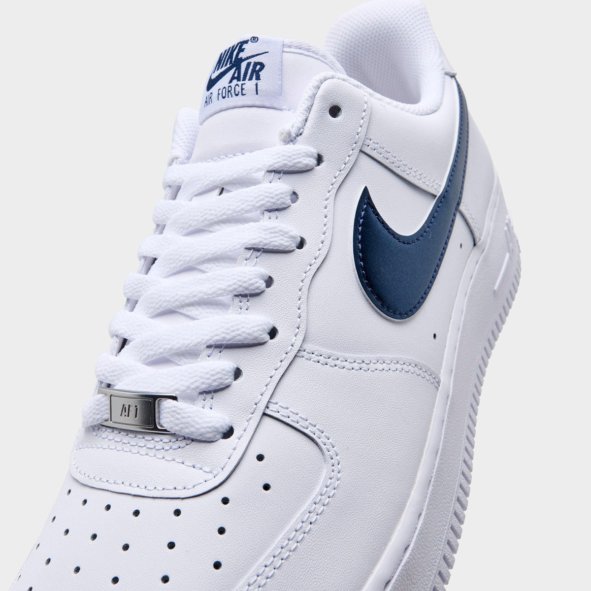 Men's Nike Air Force 1 '07 LV8 SE Team USA Casual Shoes - White/Midnight Navy/University Red - view 3