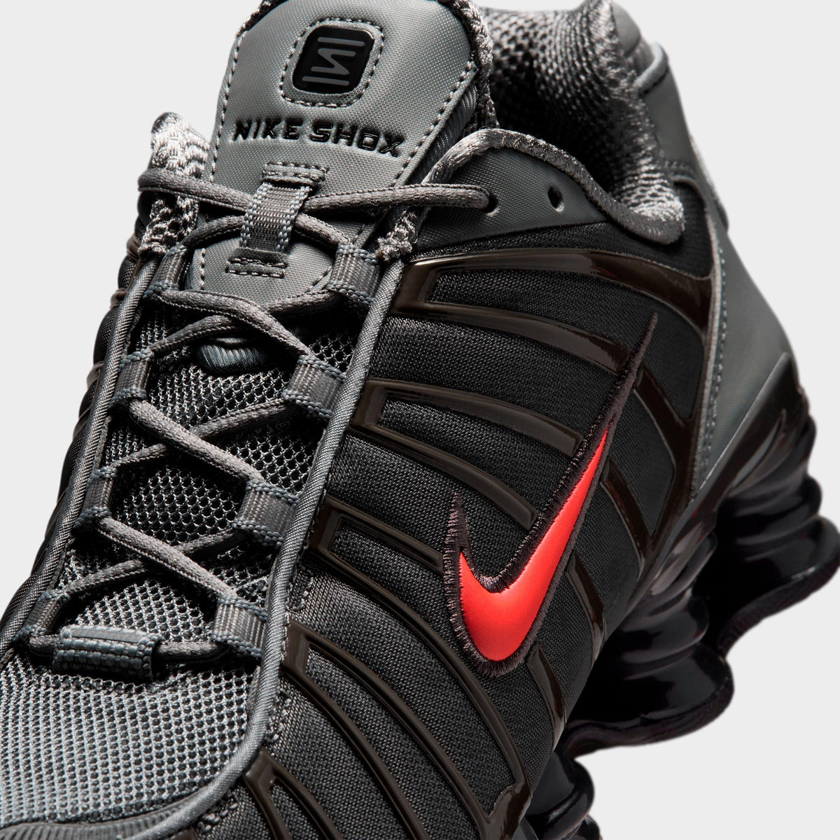 Men's Nike Shox TL Casual Shoes - Smoke Grey/Medium Ash/Anthracite/Bright Crimson - view 3