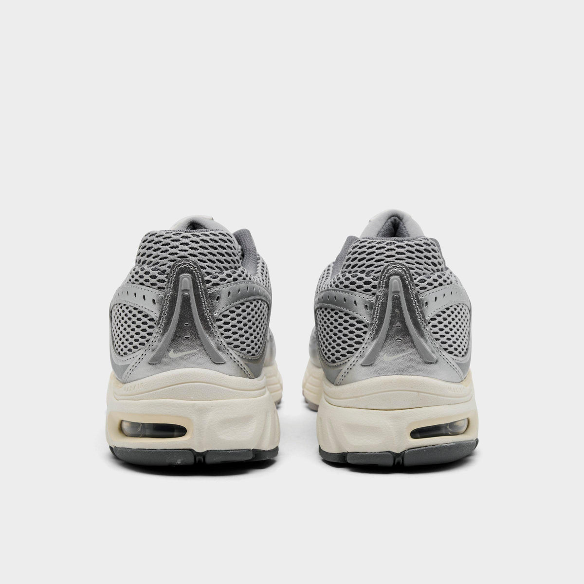 Men's Nike Air Max Moto 2K Casual Shoes - Light Smoke Grey/Sail/Cool Grey/Coconut Milk/Metallic Silver - view 4