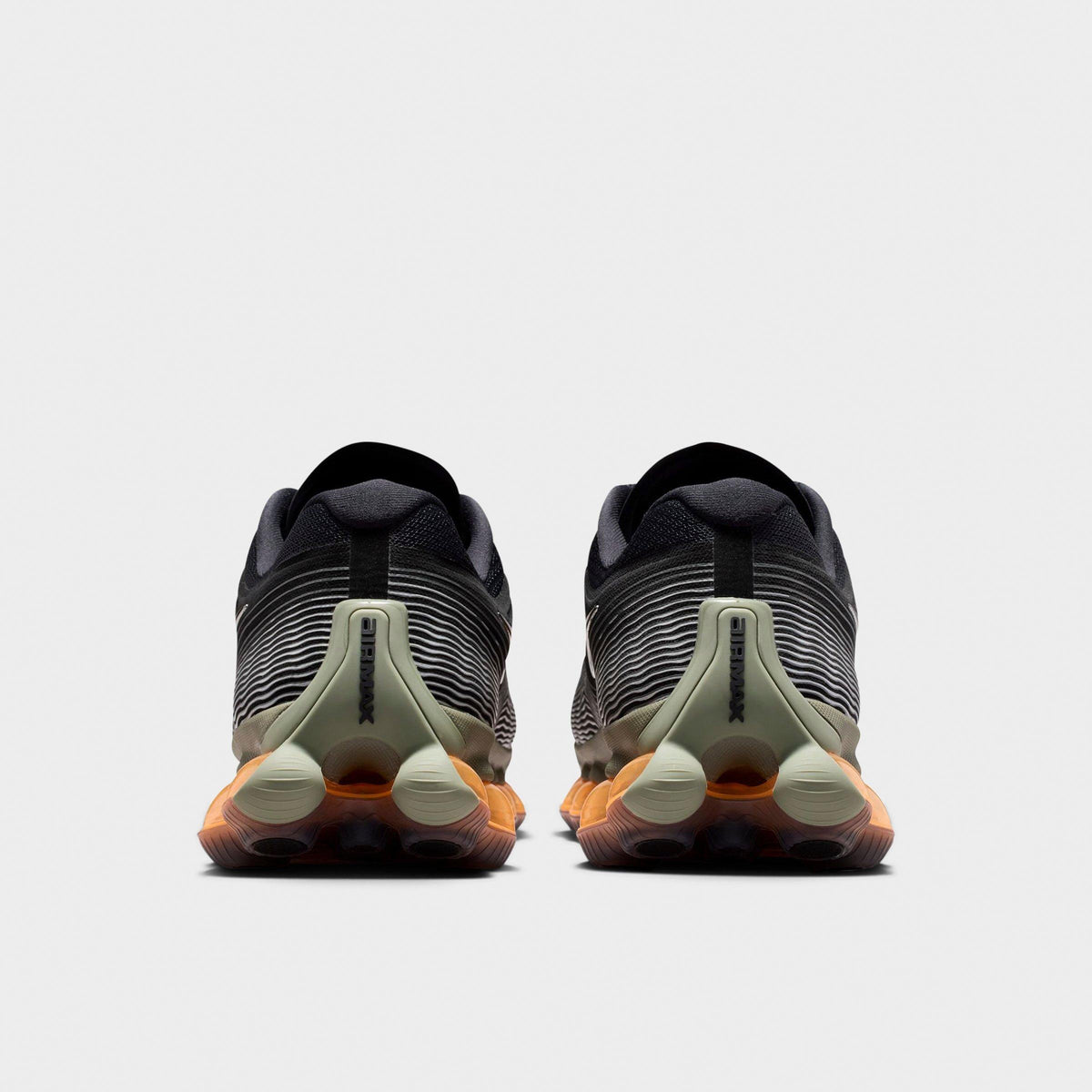 Men's Nike Air Liquid Max Casual Shoes - Black/Light Army/Pure Platinum/Metallic Silver - view 4