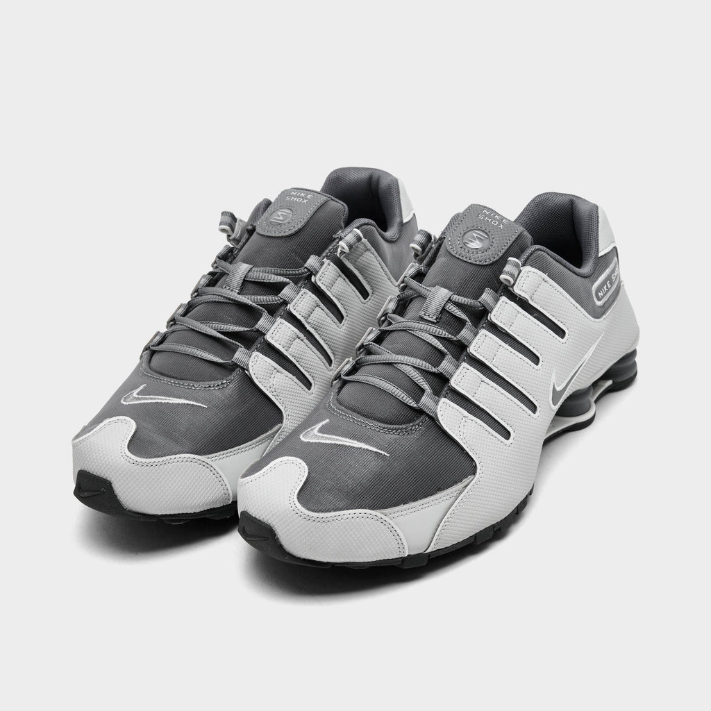 Men's Nike Shox NZ Casual Shoes - Smoke Grey/Grey Fog - view 2