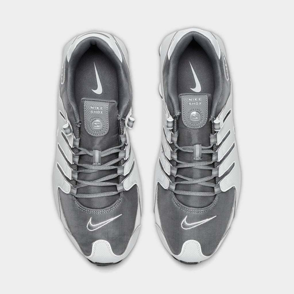 Men's Nike Shox NZ Casual Shoes - Smoke Grey/Grey Fog - view 5