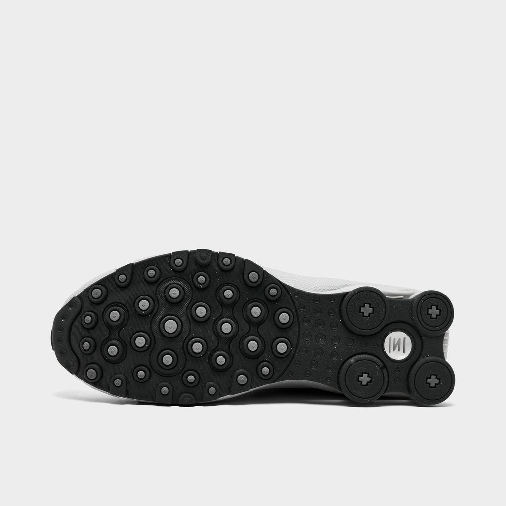 Men's Nike Shox NZ Casual Shoes - Smoke Grey/Grey Fog - view 6