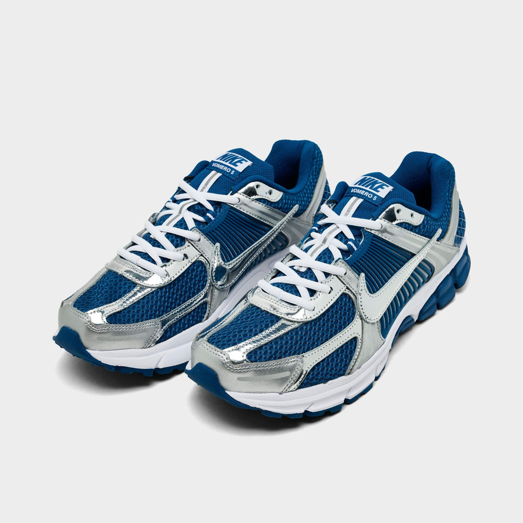 Men's Nike Zoom Vomero 5 Casual Shoes - Court Blue/White/Metallic Silver - view 2