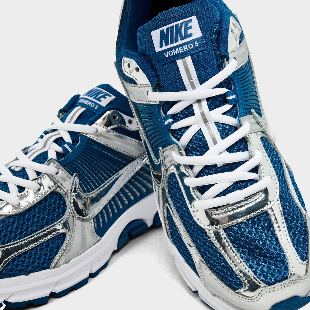 Men's Nike Zoom Vomero 5 Casual Shoes - Court Blue/White/Metallic Silver - view 3