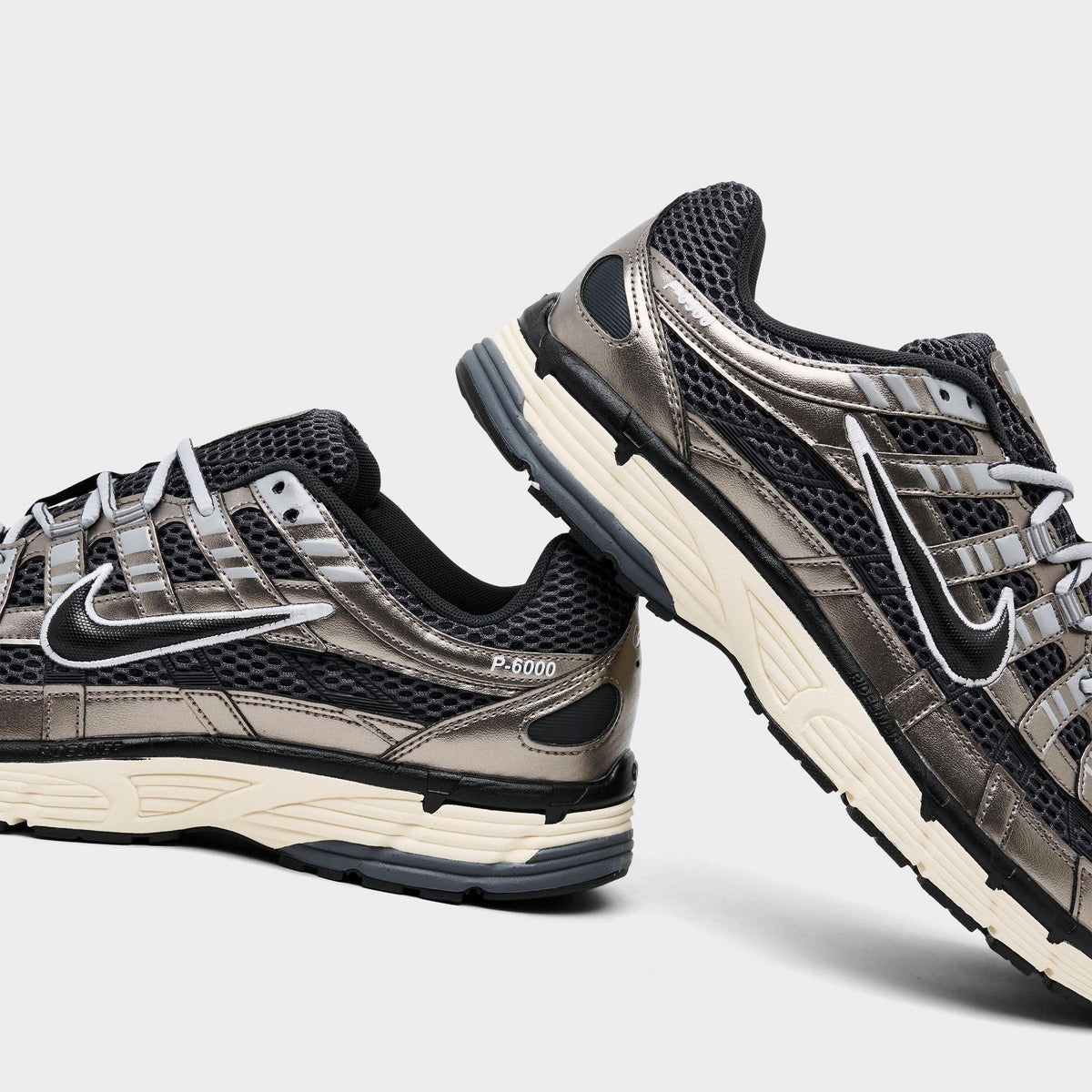 Men's Nike P-6000 SE Casual Shoes - Anthracite/Metallic Pewter/Smoke Grey/Black - view 3