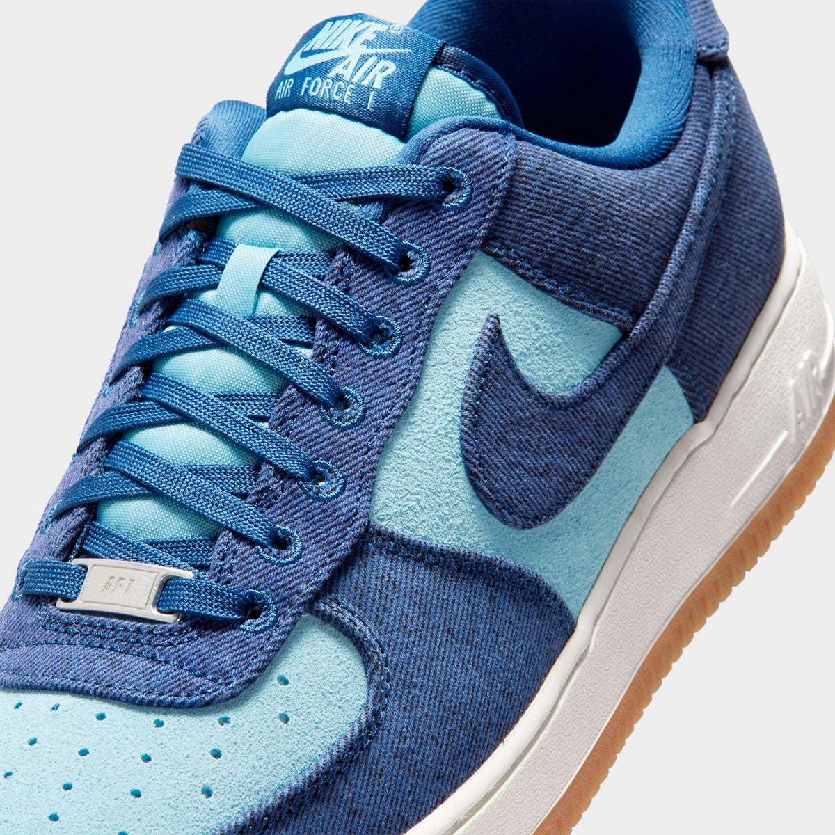 Men's Nike Air Force 1 '07 LV8 SE Canvas Casual Shoes - Navy/Worn Blue/Summit White/Navy - view 3