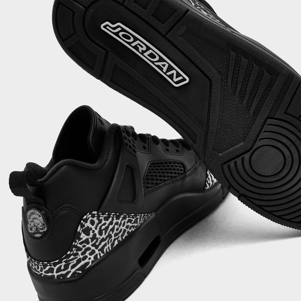 Men's Jordan Spizike Low Casual Shoes - Black/Black/Metallic Silver - view 3