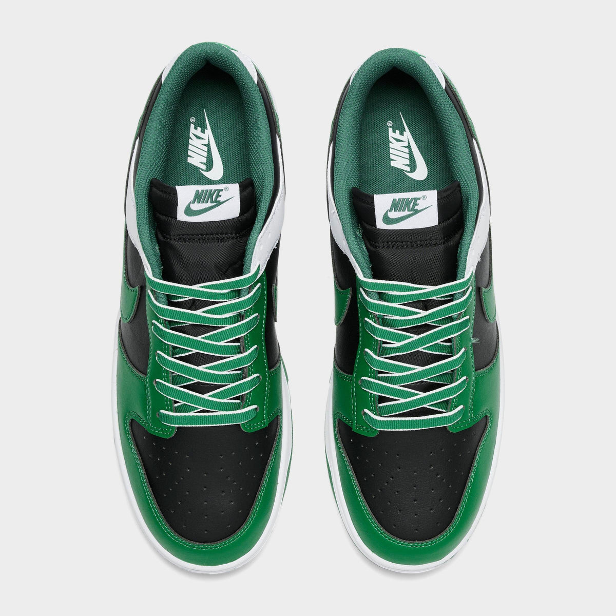 Men's Nike Dunk Low Retro Casual Shoes - Black/White/Clover - view 5