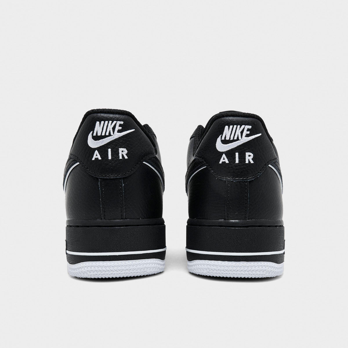 Men's Nike Air Force 1 '07 LV8 Casual Shoes - Black/White - view 4
