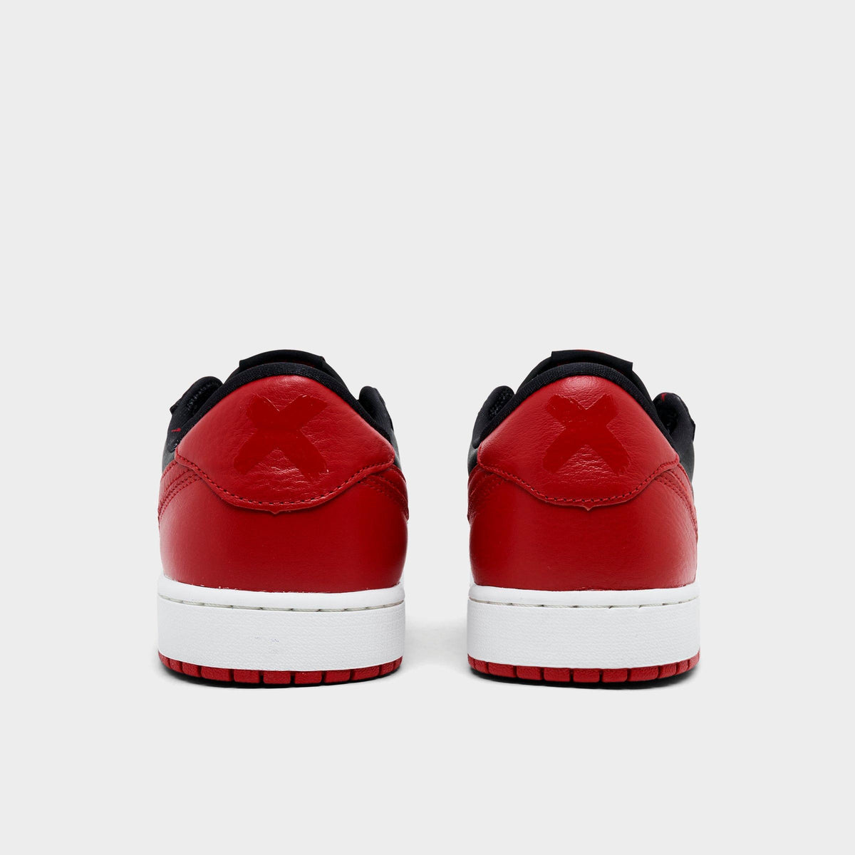 Men's Air Jordan Retro 1 Low OG Casual Shoes - Black/Varsity Red/Summit White - view 4