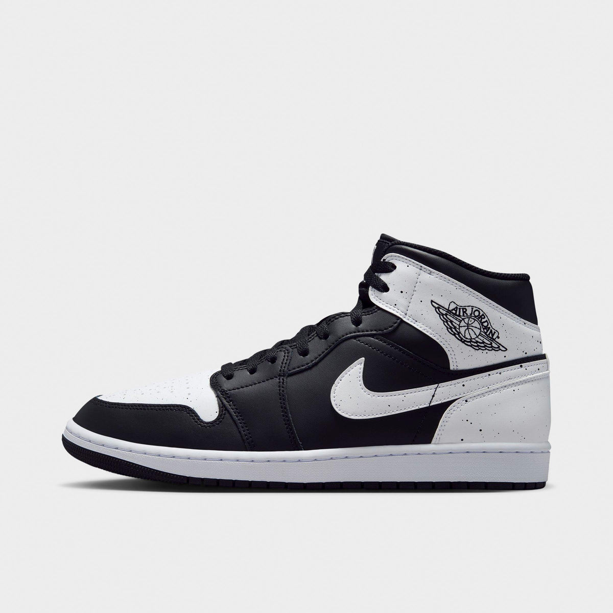 Men's Air Jordan Retro 1 Mid SE Casual Shoes - Black/Black/White