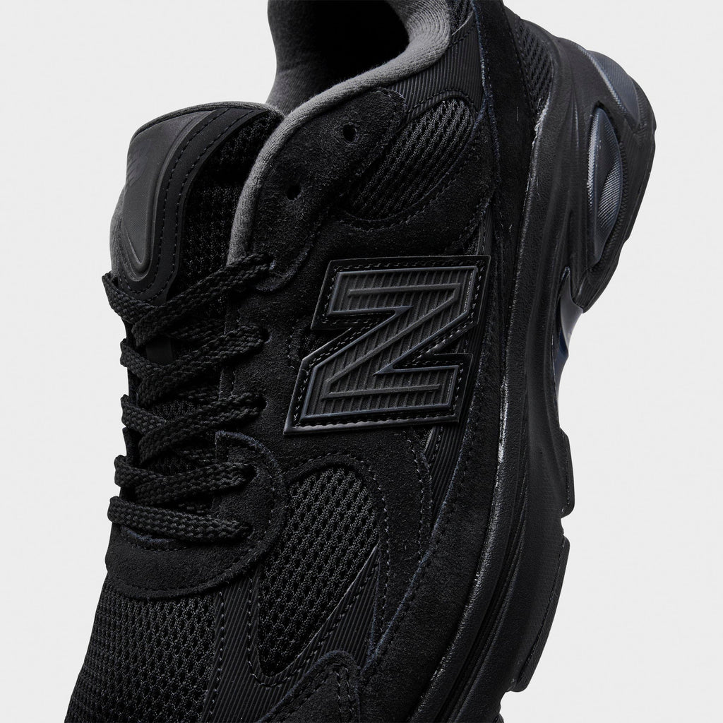Men's New Balance 2010 Casual Shoes - Black/Black/Black - view 3