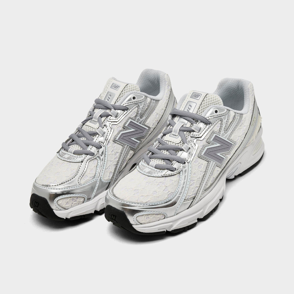 Women's New Balance 740 Lace Casual Shoes - Lace/Silver Metallic/Linen - view 2
