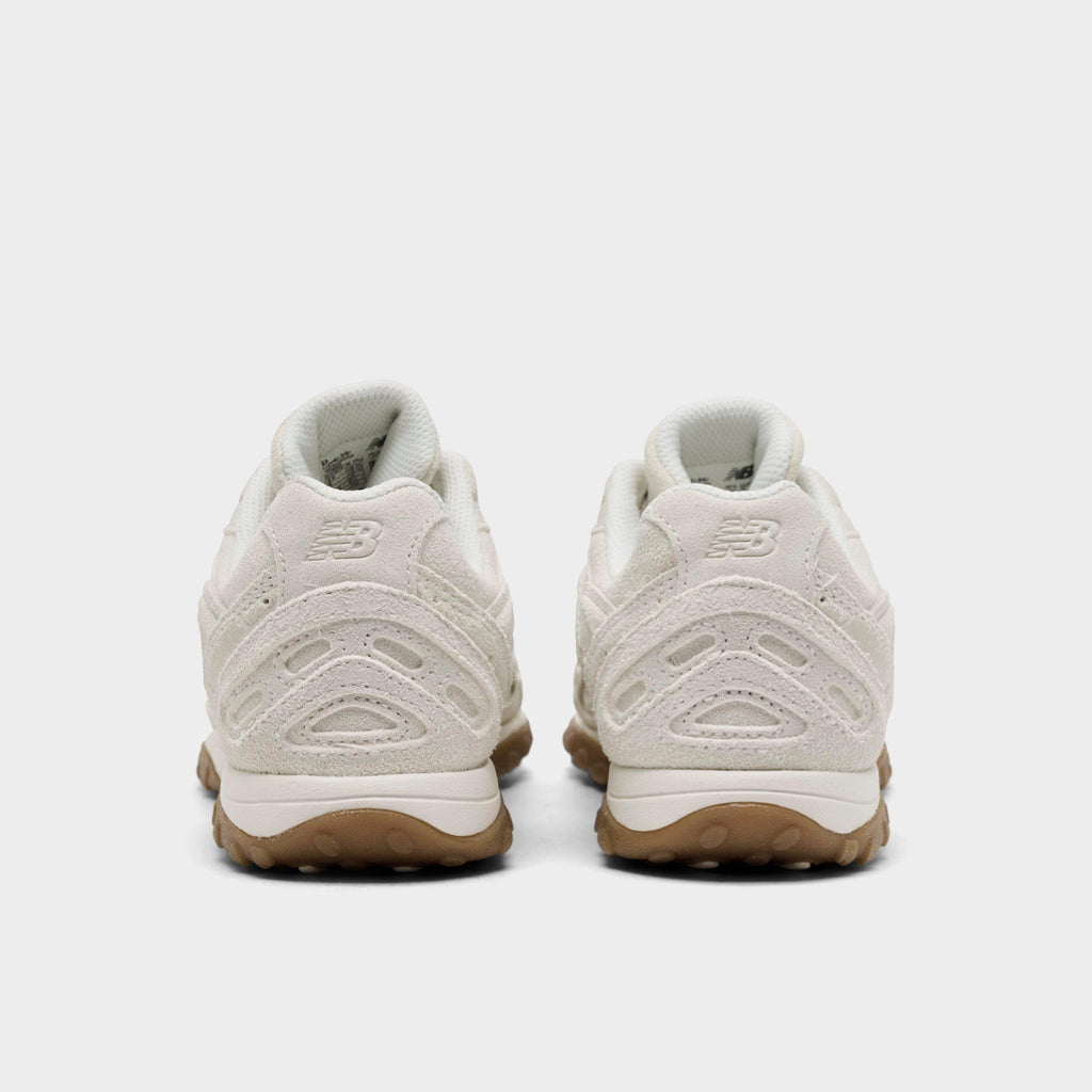 Women's New Balance 204L Casual Shoes - Sea Salt/Sea Salt - view 4