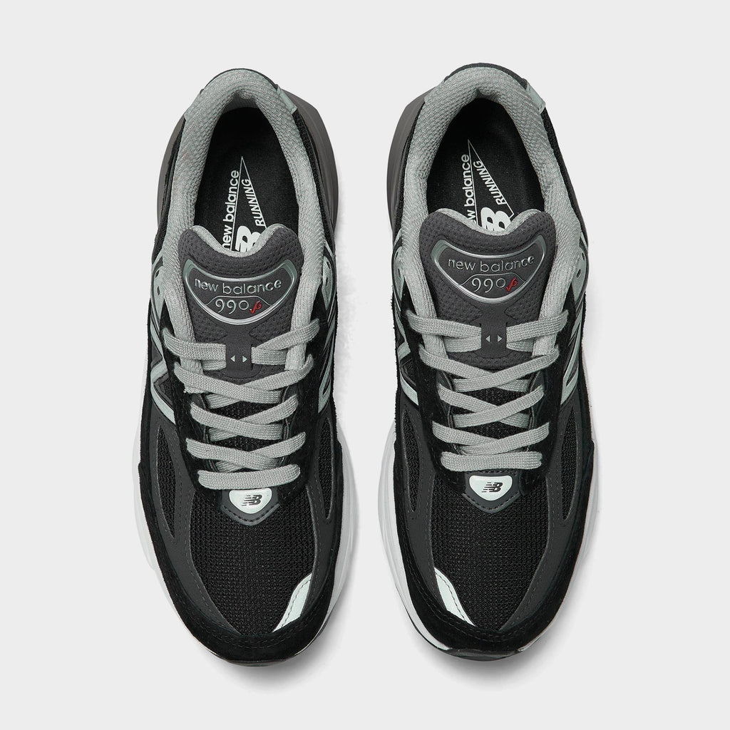 Women's New Balance Made in USA 990v6 Running Shoes - Black/Black - view 5