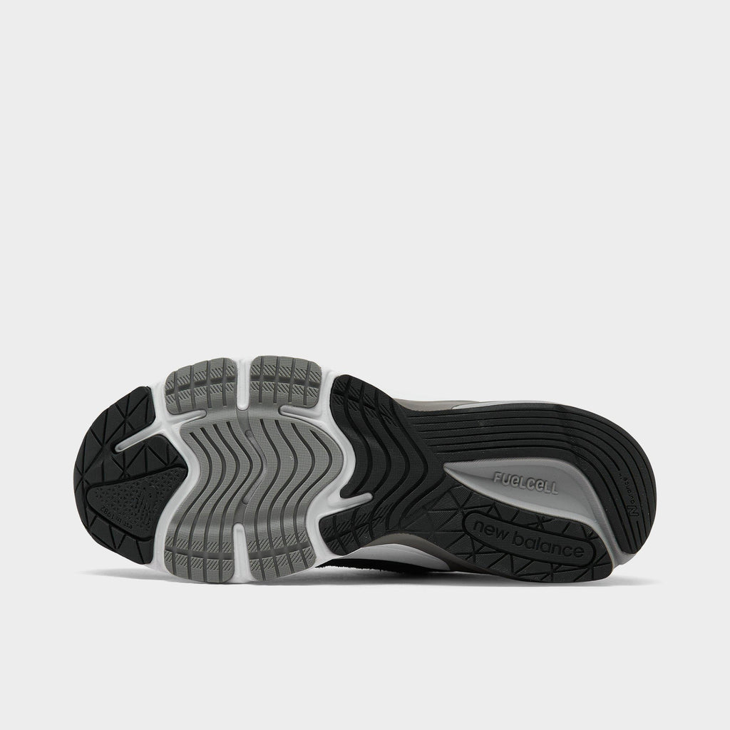 Women's New Balance Made in USA 990v6 Running Shoes - Black/Black - view 6